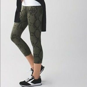 Lululemon wunder under crop legging